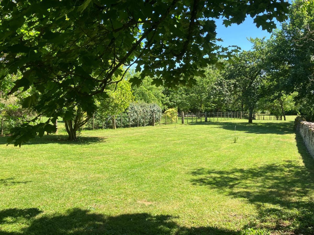 Le Clos De Quintaine Gites De Charme Clessé Exterior foto
